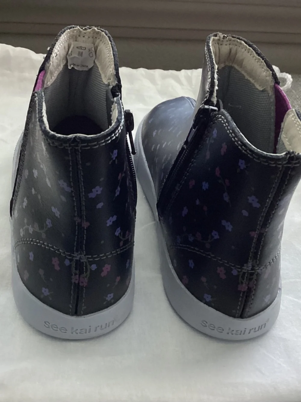 See Kai Run Kids' Keegan II High Top Sneaker, size 13
